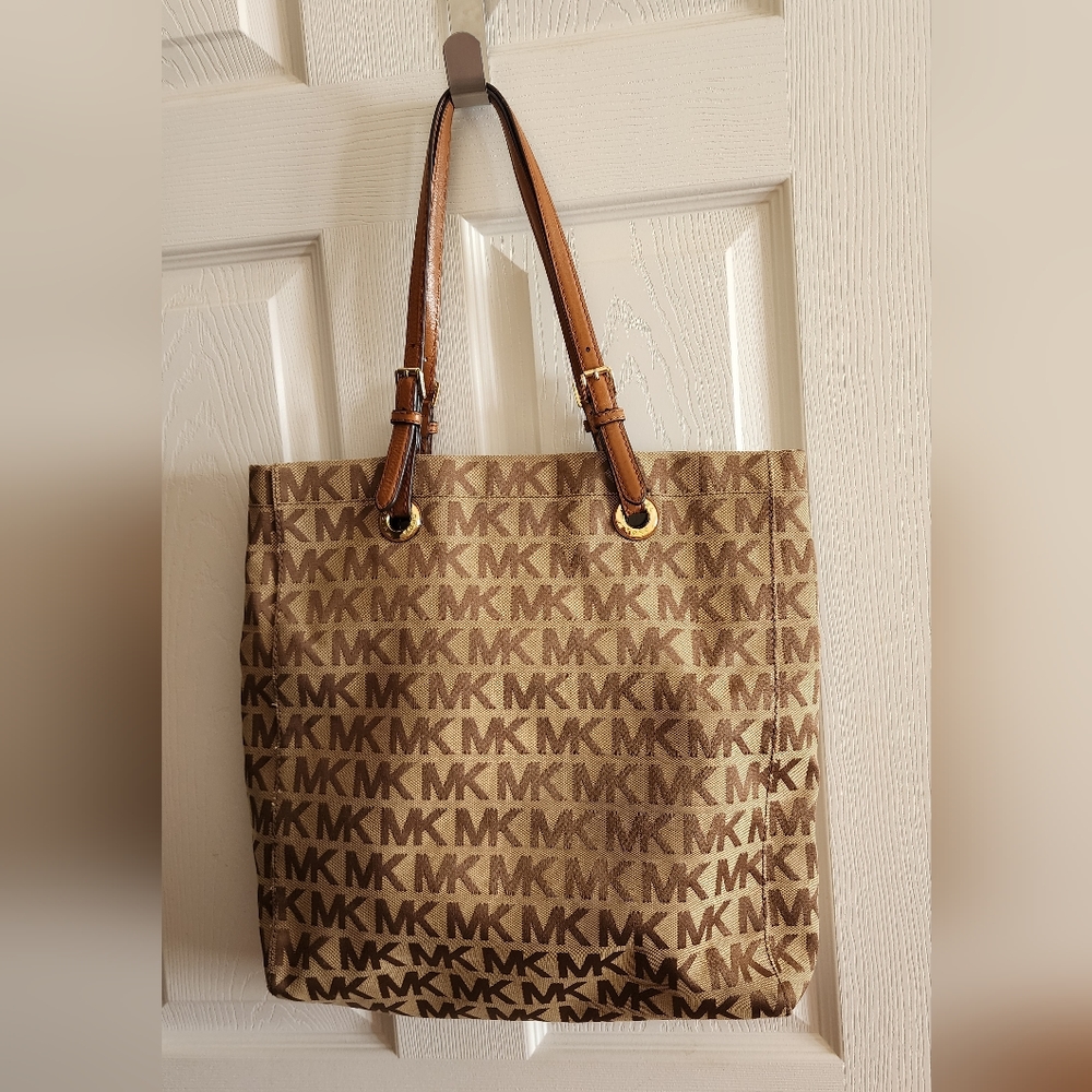 MK Purse